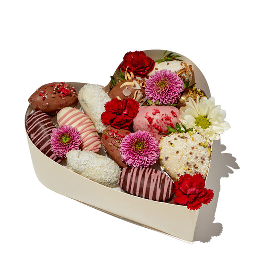 Mixed Herz Box Schokobeeren und Datteln