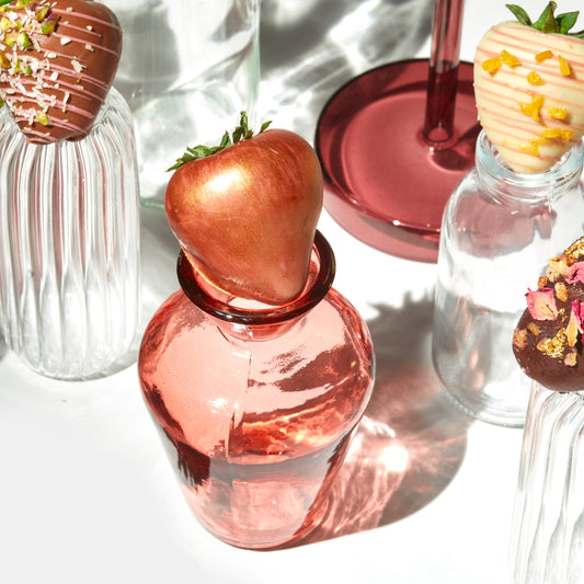 Scatola di cuori misti con cioccolato e frutti di bosco