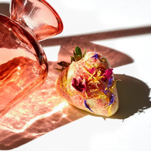 Scatola di cuori misti con cioccolato e frutti di bosco